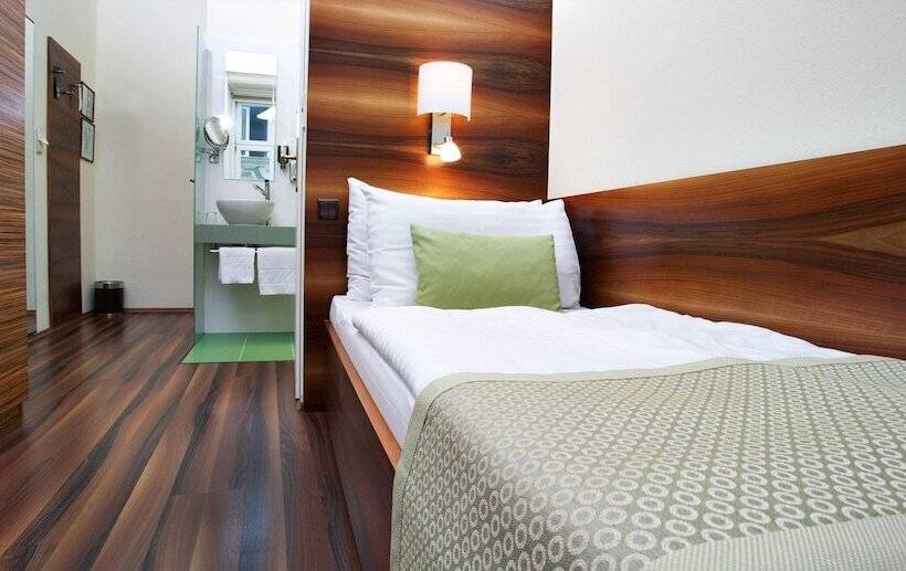 اتاق استاندارد یک نفره, Wandl