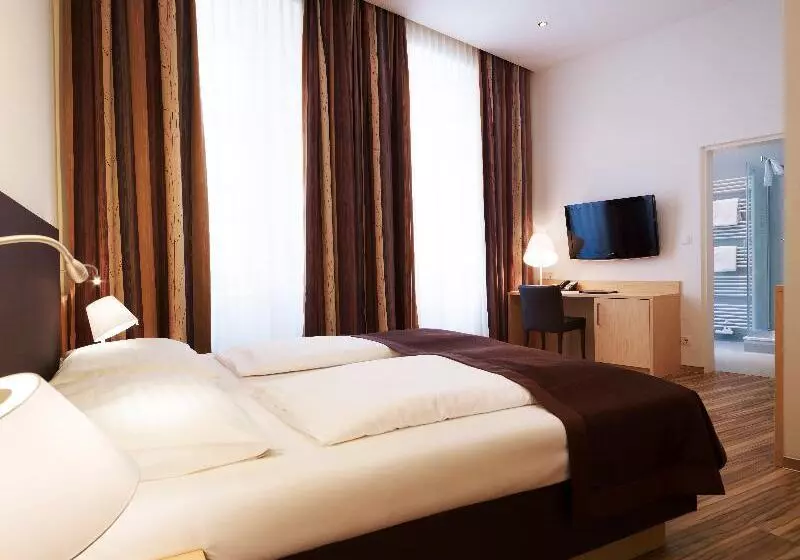 Chambre Executive, Zipser