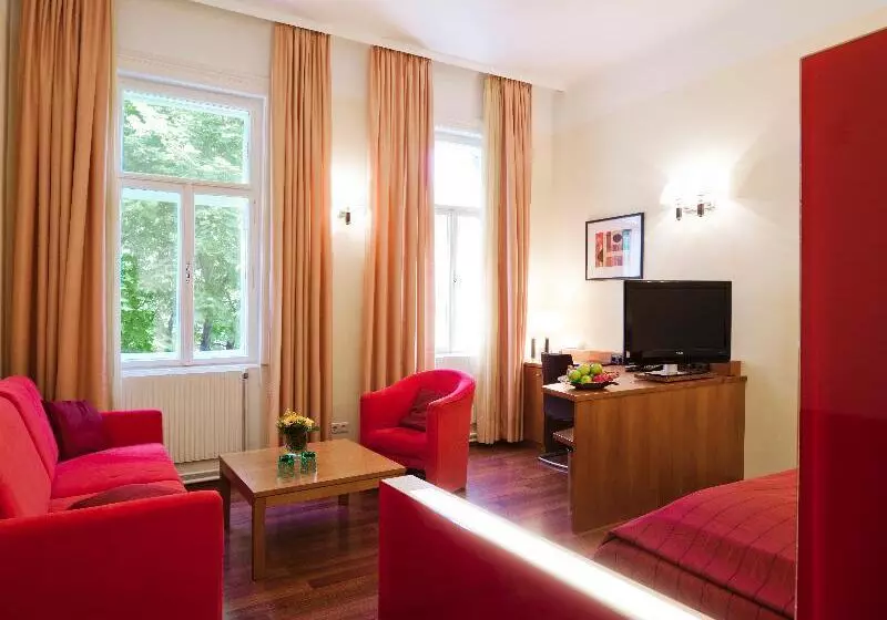 Chambre Deluxe, Zipser