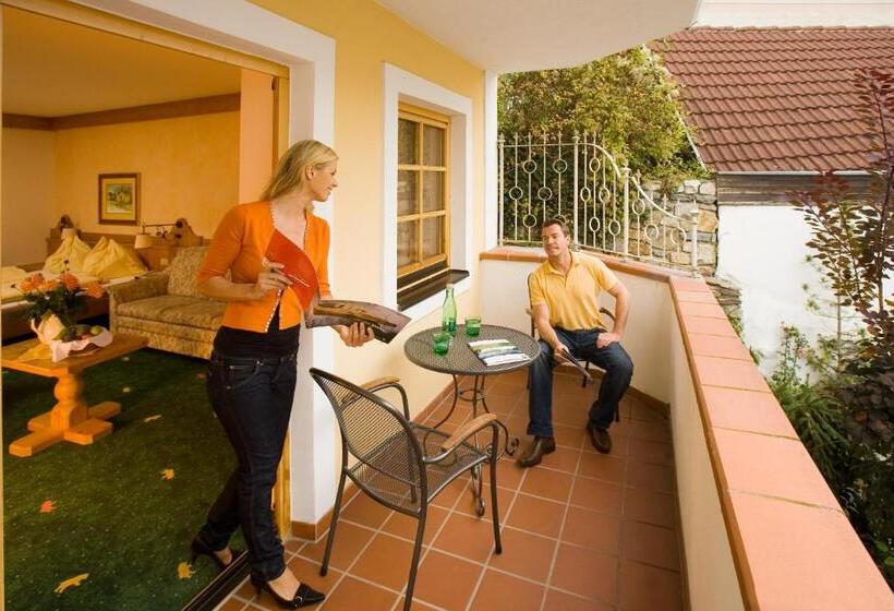 غرفة قياسية مزوَّدة بشُرفة, Zum Schwarzen Bären