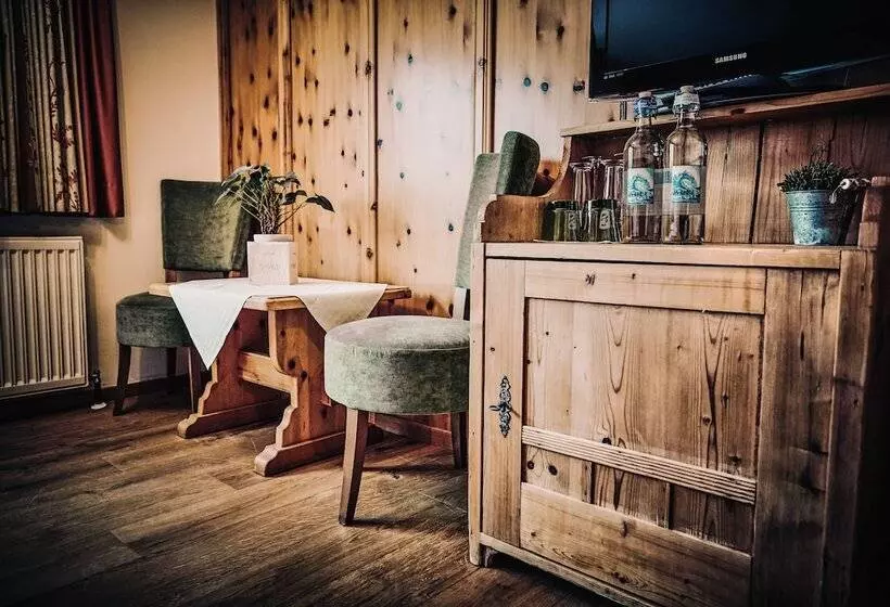 اتاق استاندارد, Dorfhotel Glücksschmiede