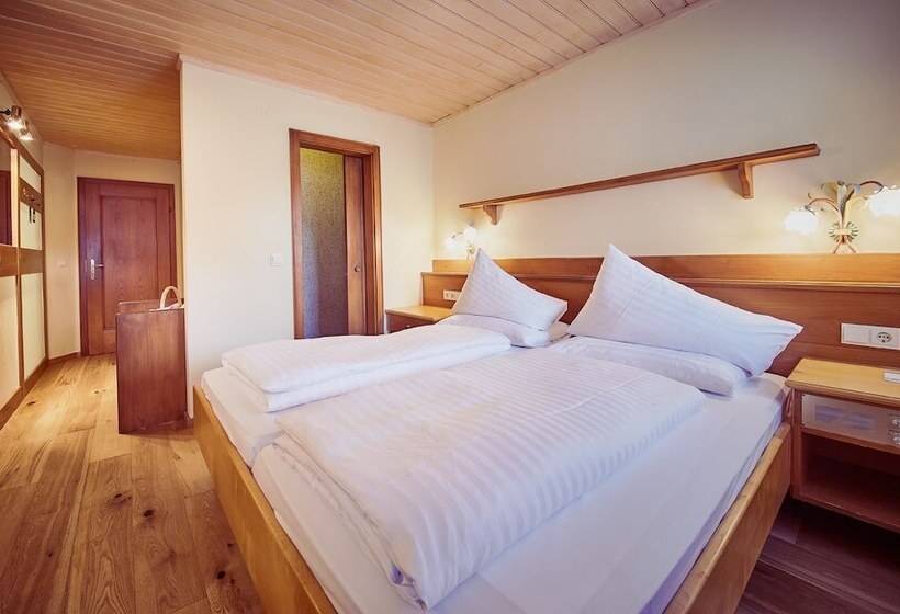 Номер Стандарт, Dorfhotel Glücksschmiede
