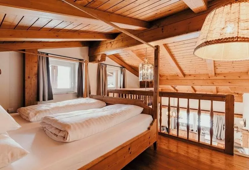 2 Bedroom Suite with Balcony, Glücksschmiede   Hinterglemm