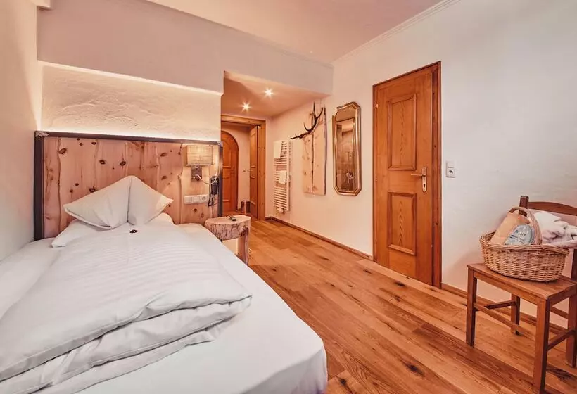 اتاق استاندارد یک نفره, Dorfhotel Glücksschmiede
