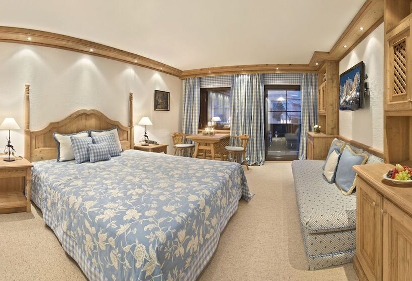 غرفة سوبيريور, Zur Tenne