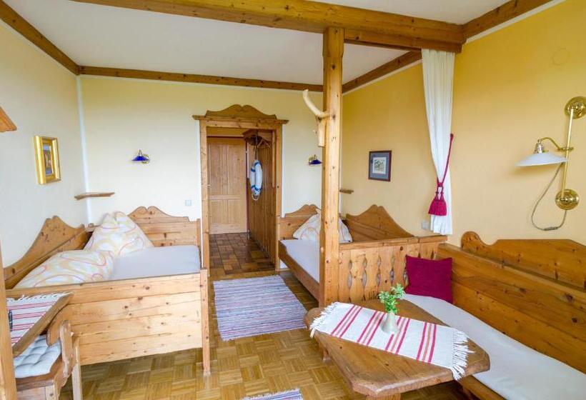 חדר סופריור, Biolandhaus Arche