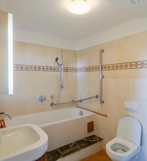 חדר סופריור, Biolandhaus Arche