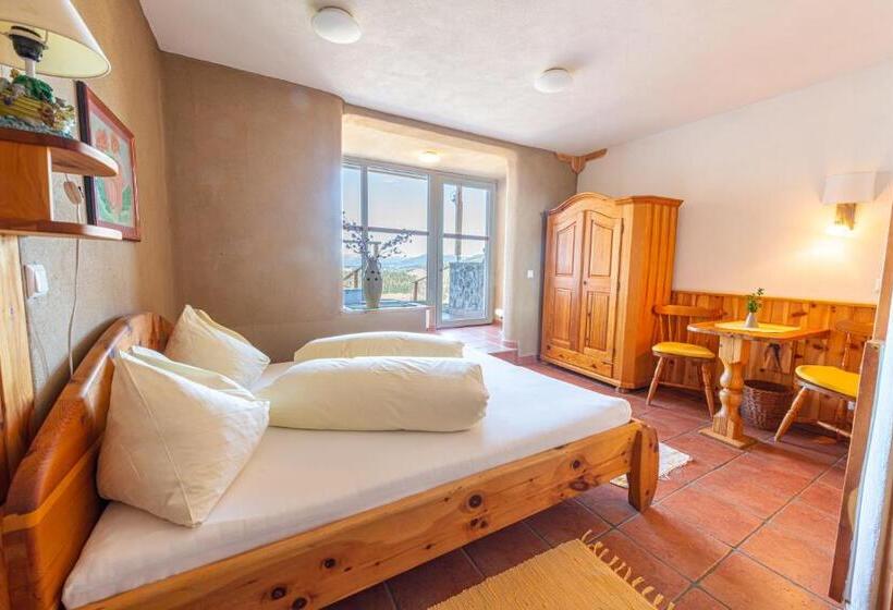 חדר משפחתי, Biolandhaus Arche