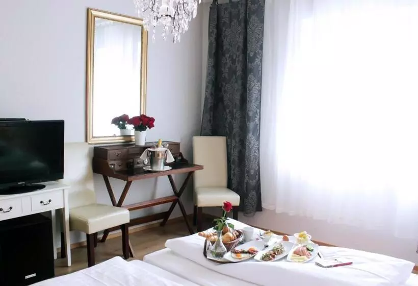 Standard-huone, Stadthotel Restaurant Auerhahn