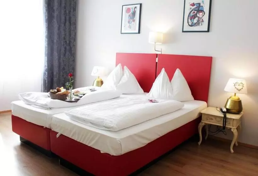 Standard-huone, Stadthotel Restaurant Auerhahn