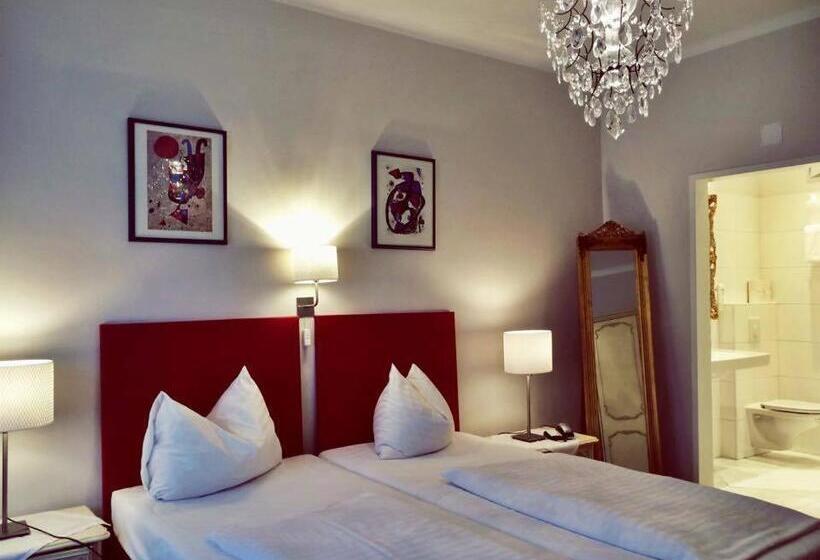 Номер Стандарт, Stadthotel Restaurant Auerhahn