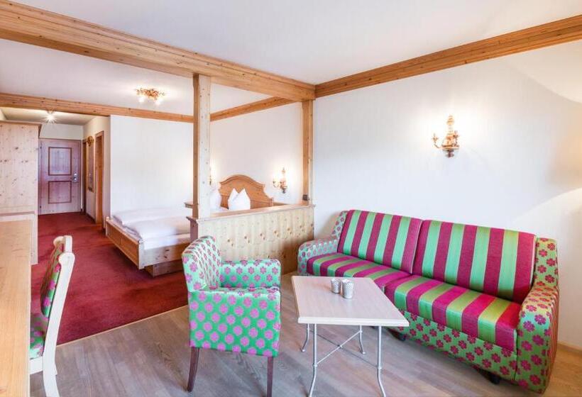 주니어 스위트, Superior Hotel Alpenhof