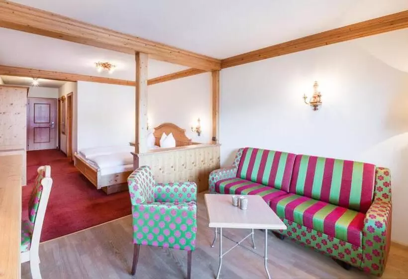 ジュニアスイート, Superior Hotel Alpenhof