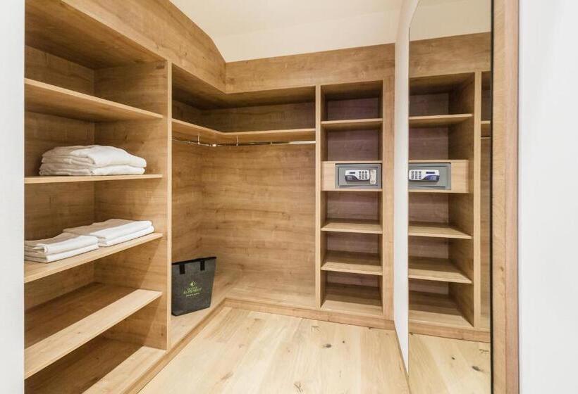 수피리어 스위트, Superior Hotel Alpenhof