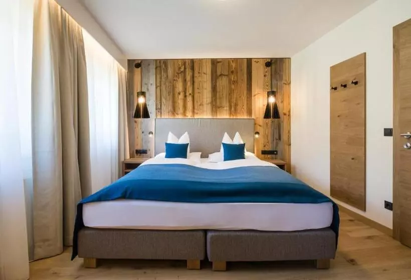 デラックススイート, Superior Hotel Alpenhof