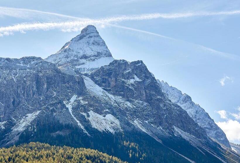 Номер Стандарт, Tirolerhof   Familotel Zugspitze