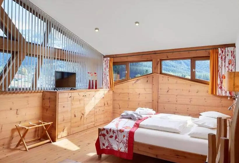 Sviitti, Tirolerhof Familotel Zugspitze