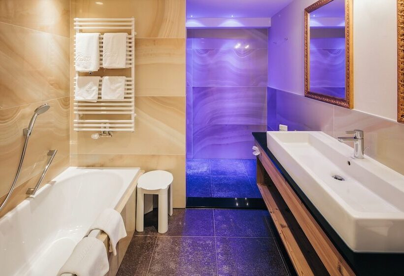 غرفة عائلية, Wellnesshotel Cervosa