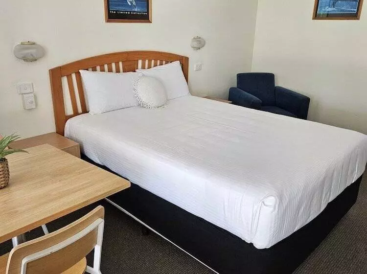 اتاق خانوادگی, Ballina Colonial Motel