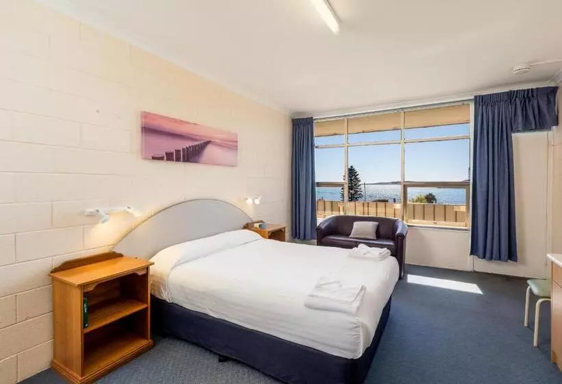 اتاق استاندارد, Blue Seas Motel