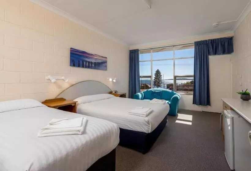 اتاق استاندارد چهار تخته, Blue Seas Motel