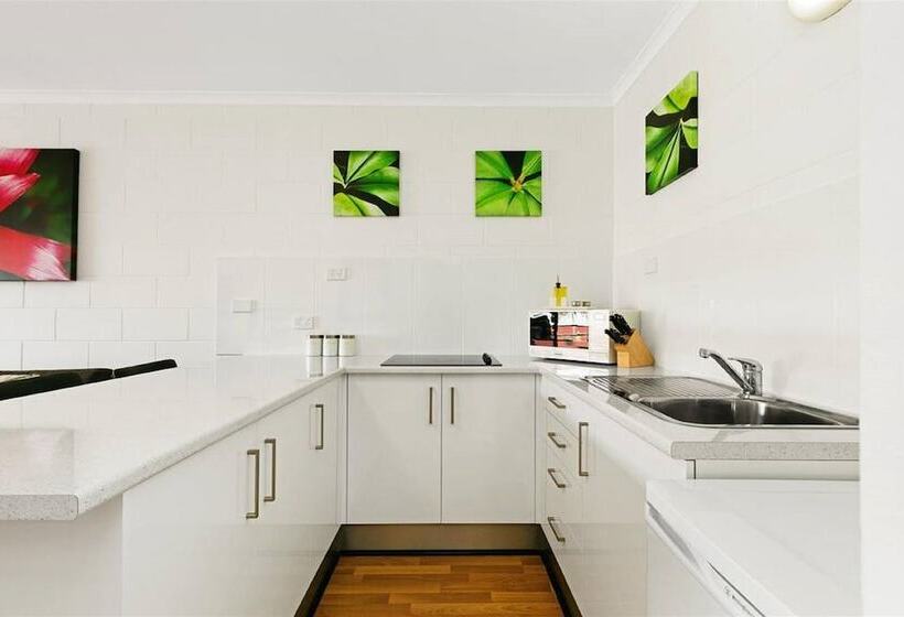 Студия Стандарт, Cascade Gardens