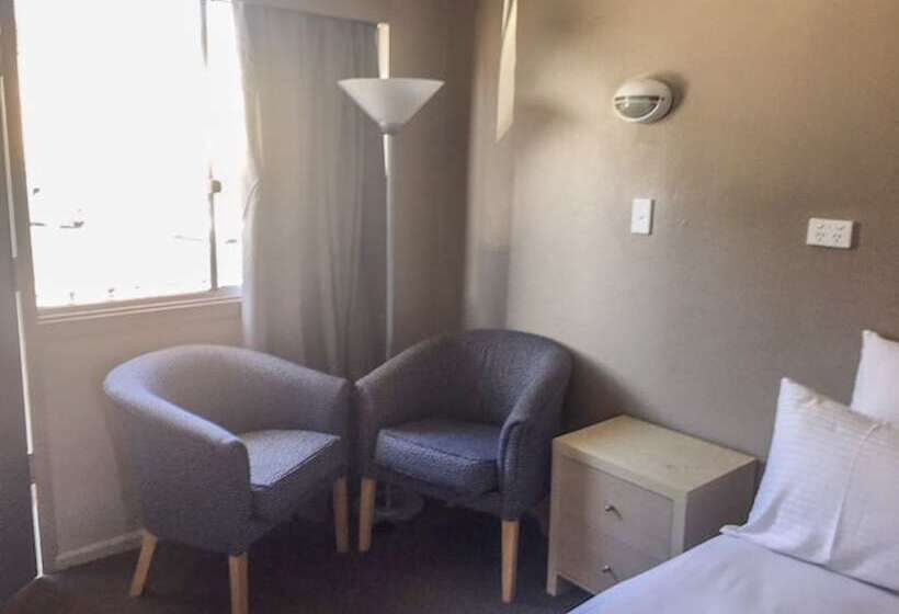 חדר סטנדרט לשלושה, Commercial Hotel Motel Lithgow