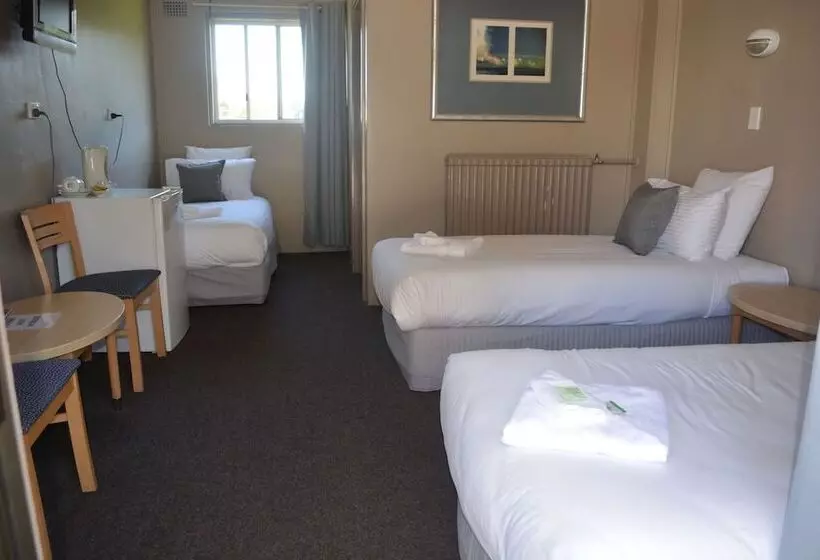 Standard Kolmen Hengen Huone, Commercial Hotel Motel Lithgow