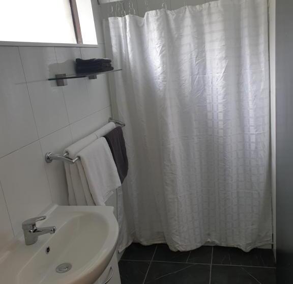 クイーンサイズベッドのスタンダードルーム, Budget On The Lake