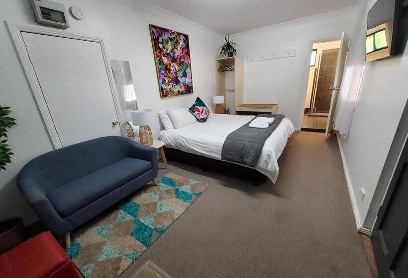 Quarto Deluxe Cama King, Coach House Inn