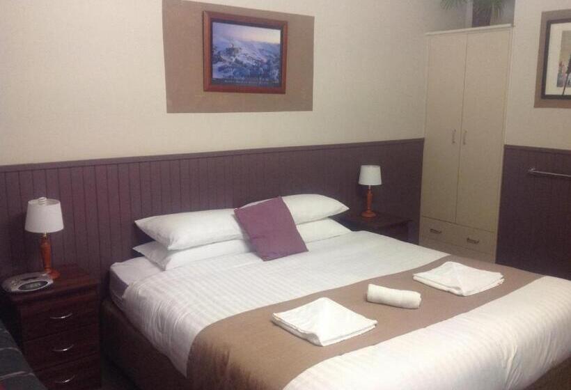 Quarto Deluxe Cama King, Coach House Inn