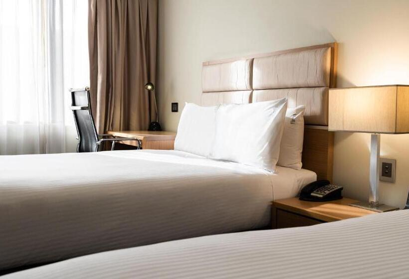 חדר סטנדרט שתי מיטות זוגיות, Holiday Inn Parramatta, An Ihg
