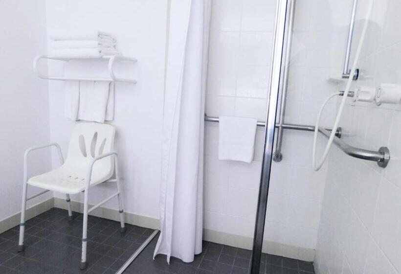 장애인을 위한 스탠다드 룸, Holiday Inn Parramatta, An Ihg