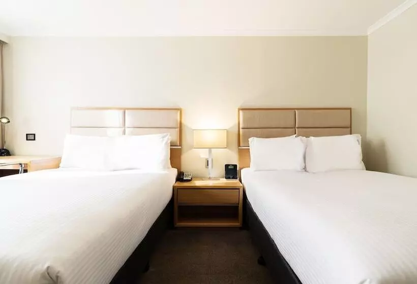 ２ダブルベッドのスタンダードルーム, Holiday Inn Parramatta, An Ihg