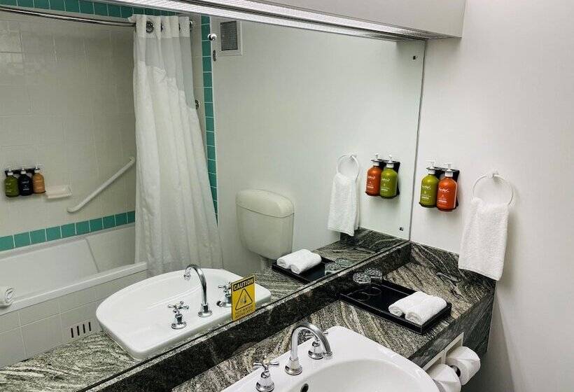 חדר סטנדרט שתי מיטות זוגיות, Holiday Inn Parramatta, An Ihg