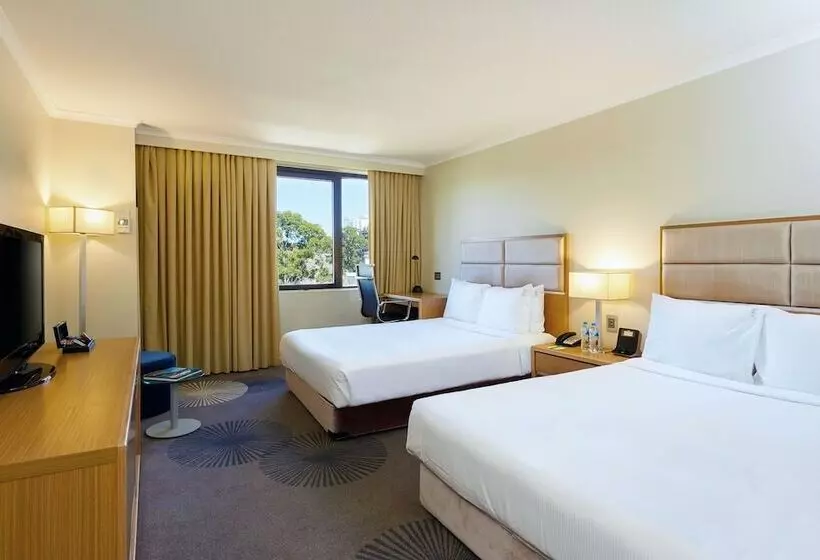 ２ダブルベッドのスタンダードルーム, Holiday Inn Parramatta, An Ihg