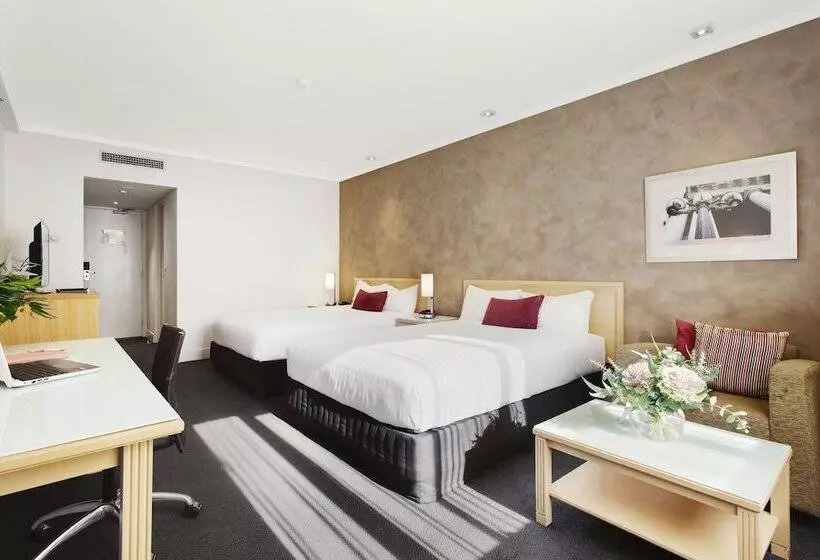 Premium Room, Mercure Melbourne Albert Park