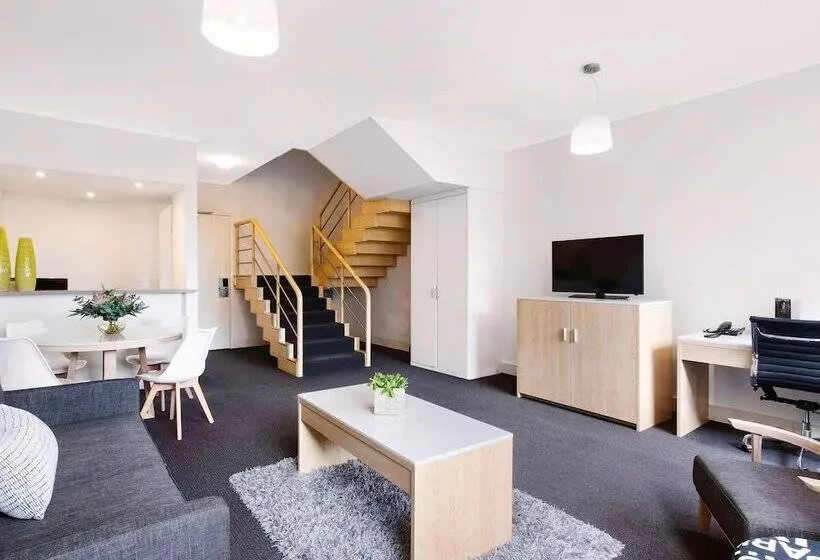 Suite, Mercure Melbourne Albert Park
