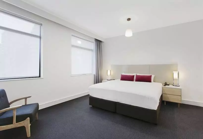 Suite, Mercure Melbourne Albert Park