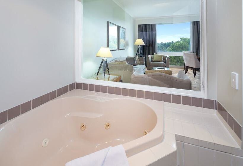 סוויטה דלוקס, Royal On The Park