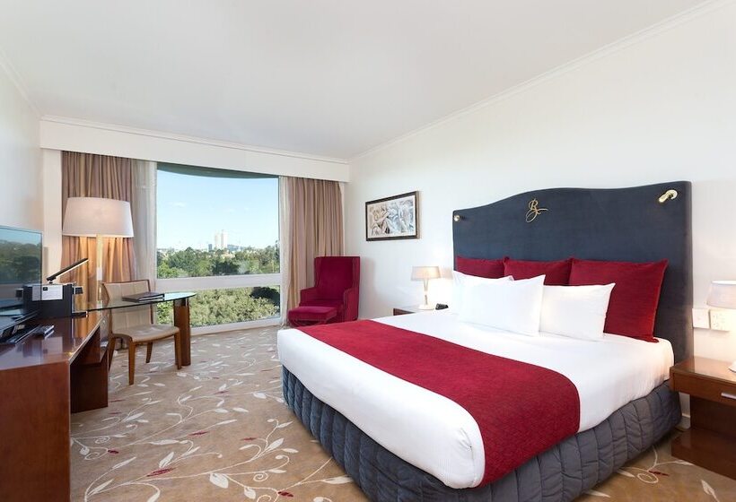 חדר פרמיום, Royal On The Park