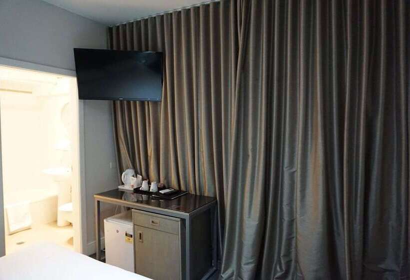 标准间, Savoy Double Bay