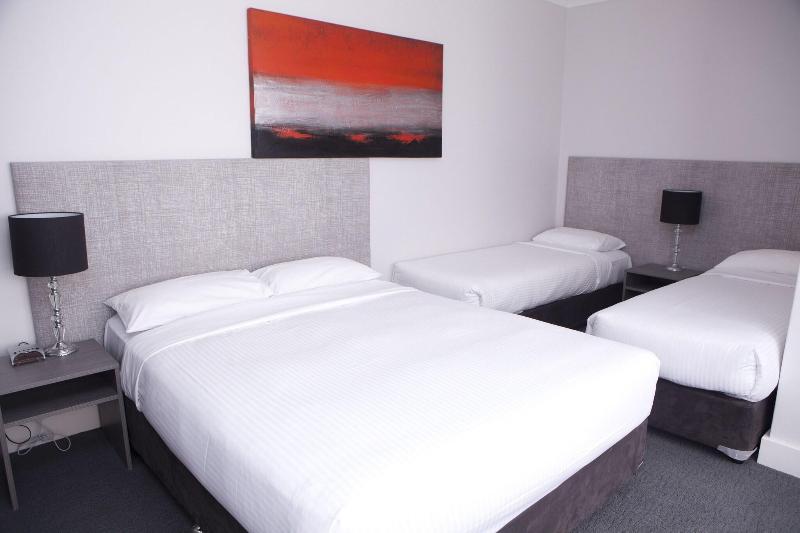 家庭间, Savoy Double Bay