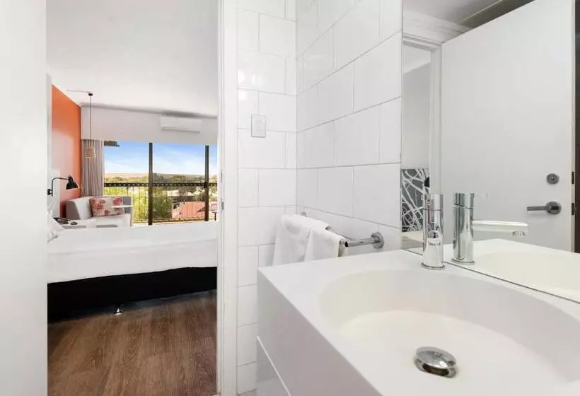 اتاق سوپریور, The Plaza Hotel Kalgoorlie