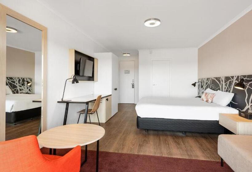스탠다드 룸 킹사이즈 침대, The Plaza Hotel Kalgoorlie