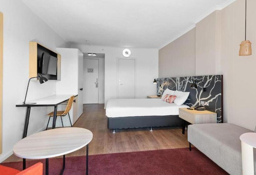 اتاق لوکس با تخت بزرگ, The Plaza Hotel Kalgoorlie