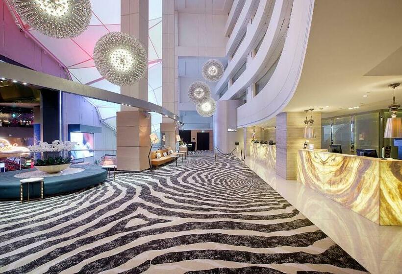스위트 킹사이즈 침대, The Star Grand At The Star Gold Coast