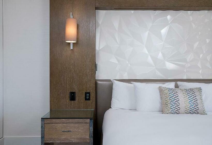 バルコニー付きデラックスルーム, The Star Grand At The Star Gold Coast