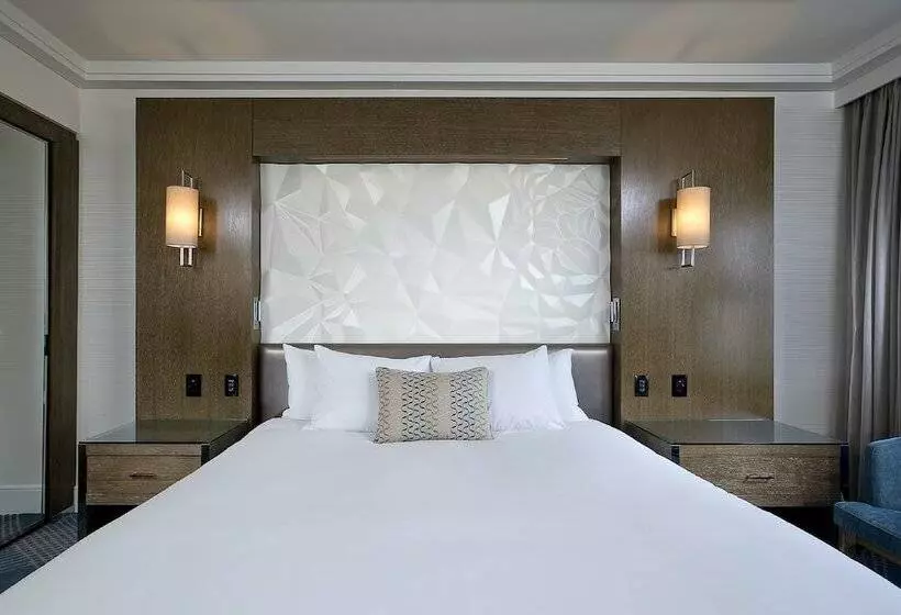 バルコニー付きデラックスルーム, The Star Grand At The Star Gold Coast