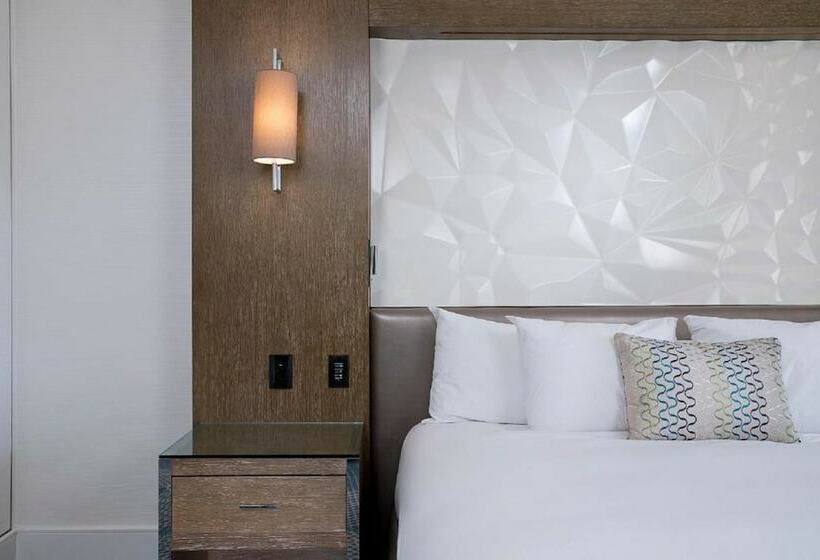 バルコニー付きデラックスルーム, The Star Grand At The Star Gold Coast